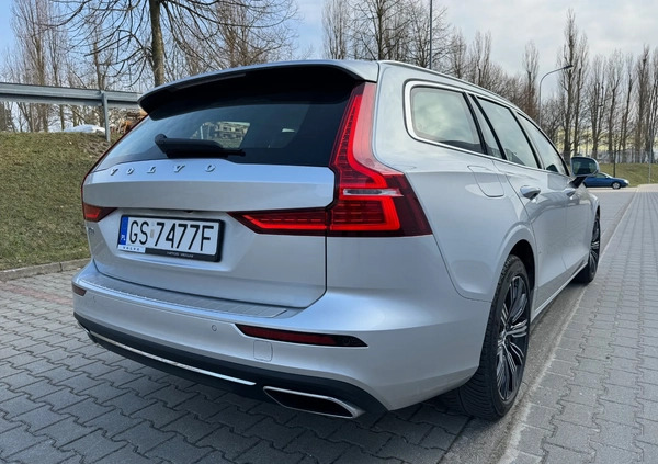 Volvo V60 cena 139999 przebieg: 120000, rok produkcji 2021 z Gdańsk małe 352